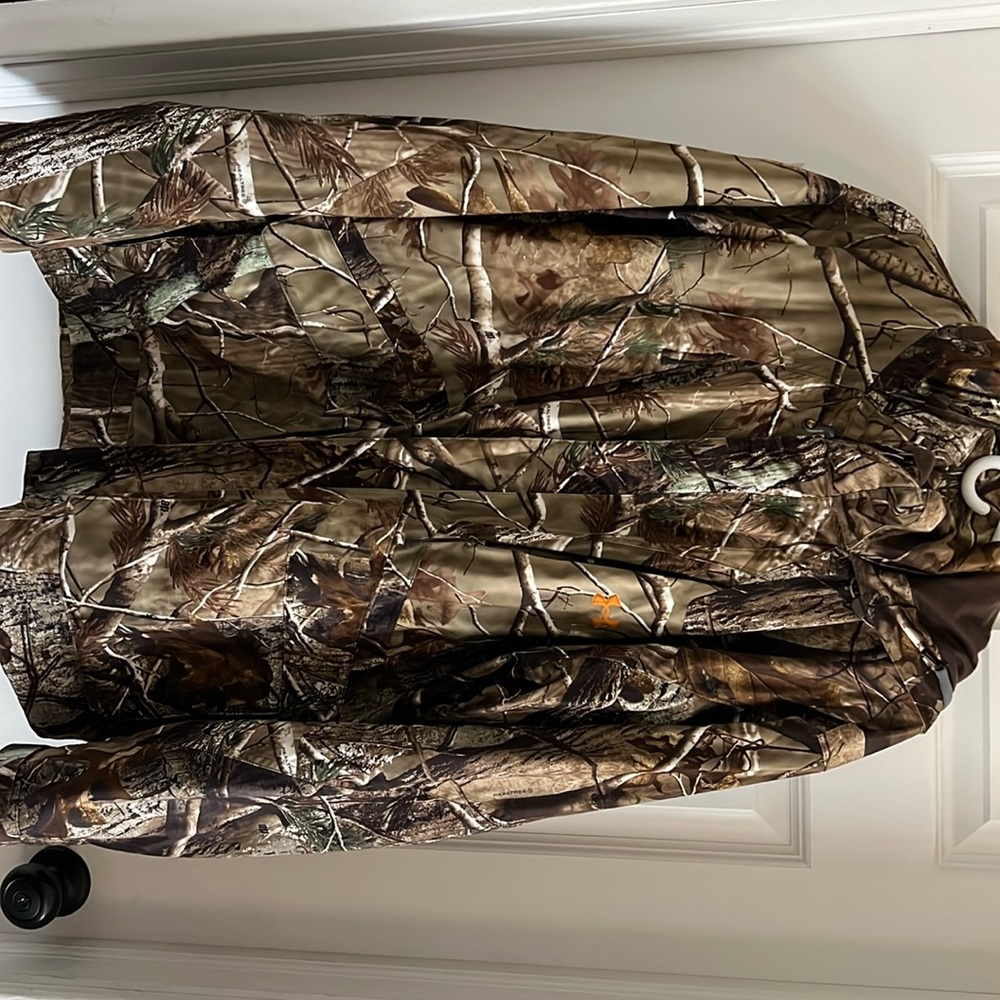 Midweight camouflage, under armor jacket.